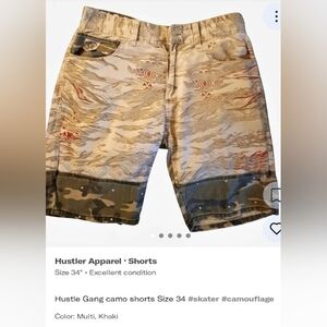 Hustle Gang Camouflage Patterned Shorts